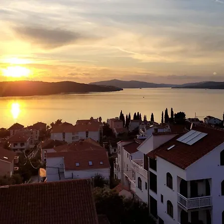 4-star Penthouse With Wonderful Sea View - Stella Sunshine * Trogir