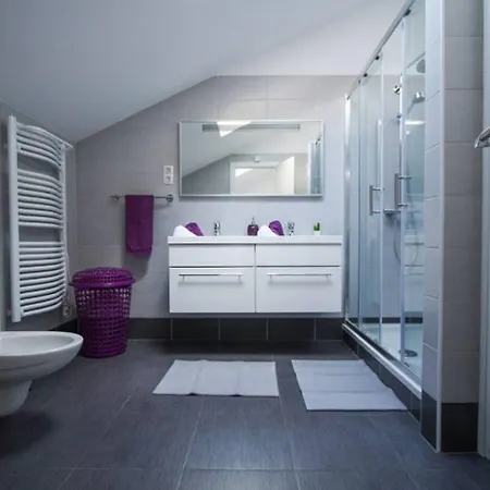 4-star Penthouse With Wonderful Sea View - Stella Sunshine Apartment